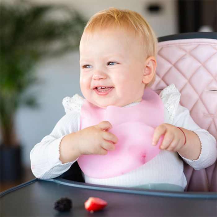 Силиконовый ультратонкий слюнявчик с карманом BabyOno Силиконовый ультратонкий слюнявчик с карманом BabyOno