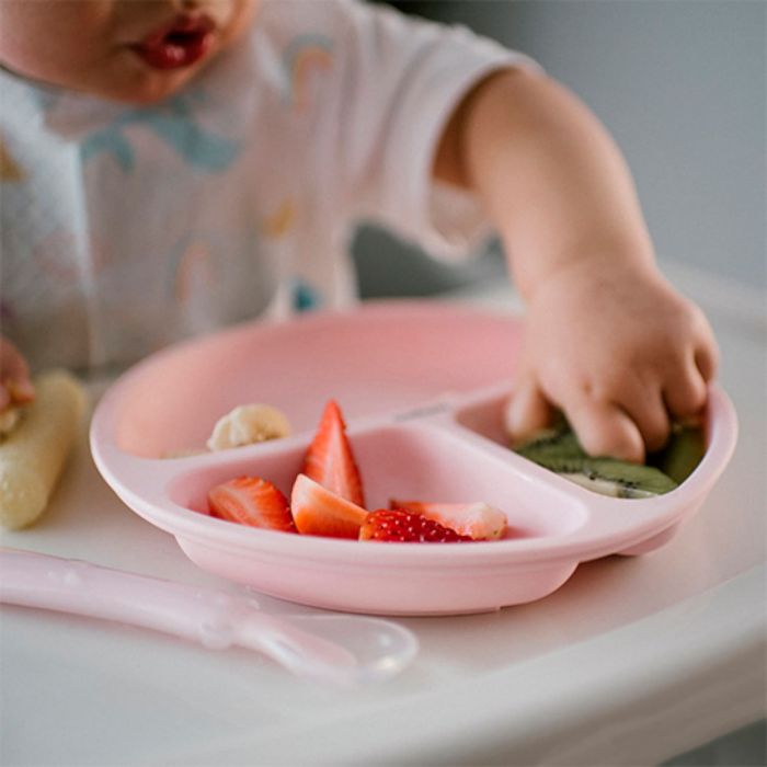 Детская силиконовая тарелка с тремя секциями BabyOno Детская силиконовая тарелка с тремя секциями BabyOno