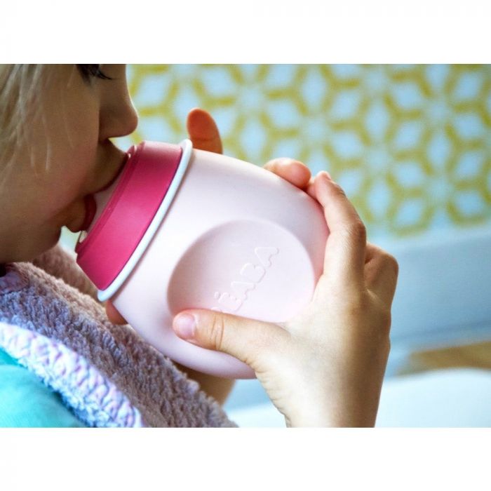 Поильник из силикона Beaba Baby Squeez 2 в 1