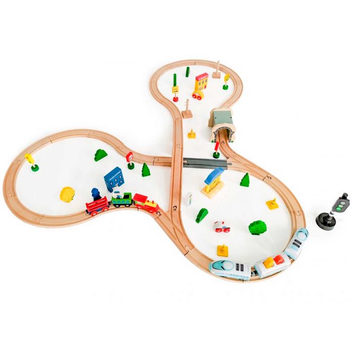 Деревянная железная дорога на батарейках EcoToys HM015147 69 элементов