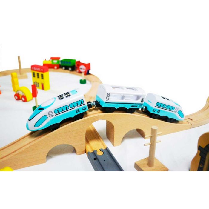 Деревянная железная дорога на батарейках EcoToys HM015147 69 элементов