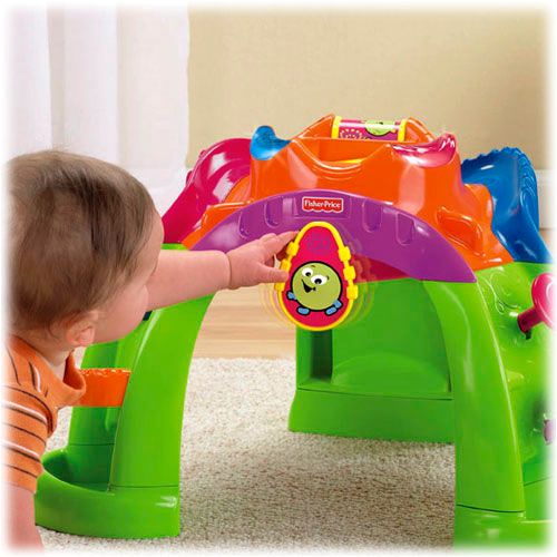 Развивающий столик Вулкан Fisher-Price W9859