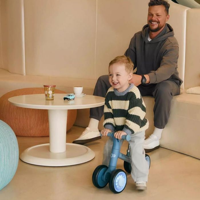 Каталка-беговел Kinderkraft Cutie